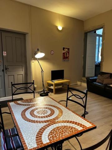 Cosy House T3 City Center, Museum, Place Carnot Carcassonne Bagian luar foto